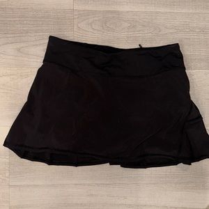 Black lululemon pleated tennis skirt/skort